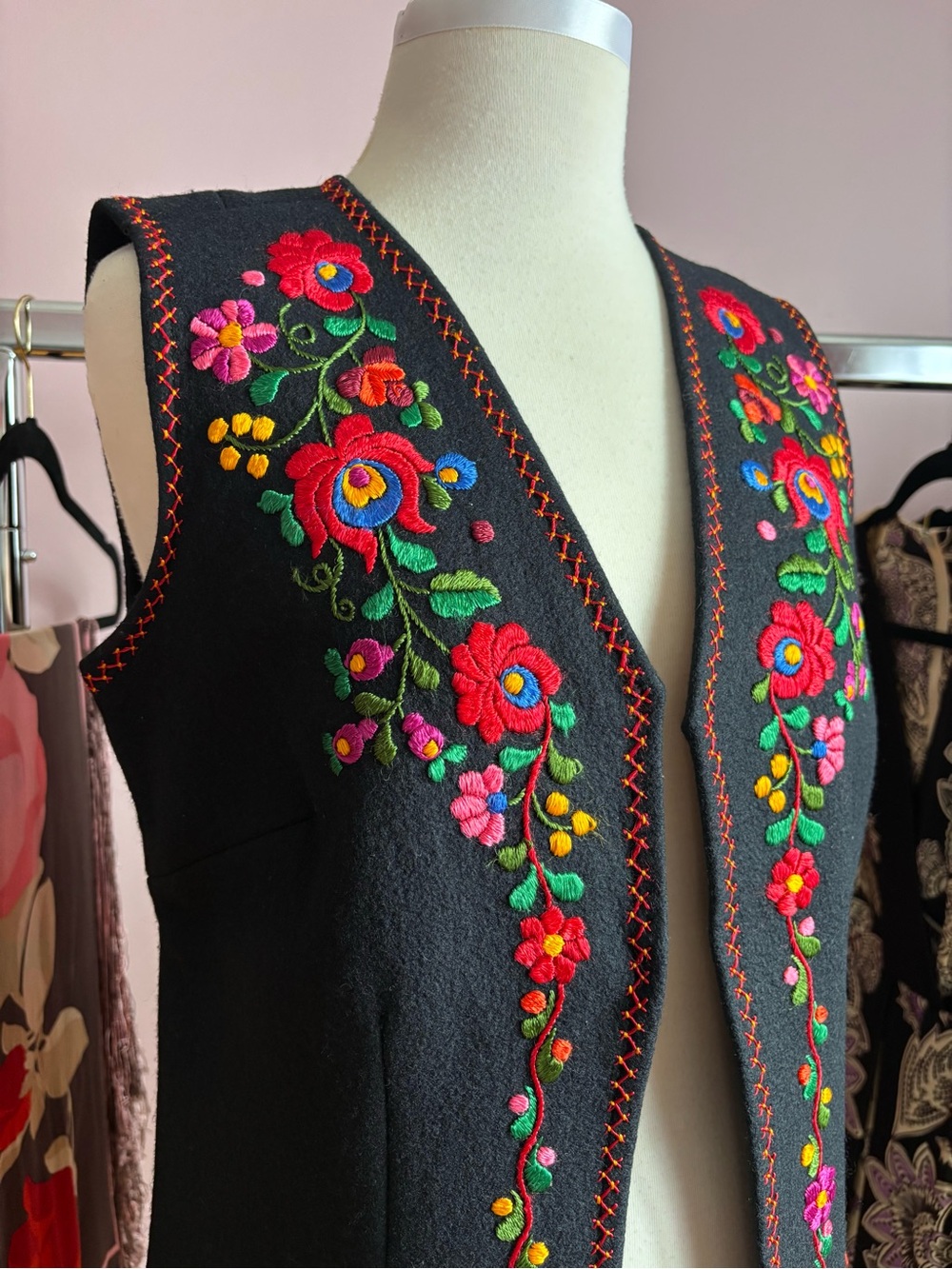 Vintage Eastern European Floral Embroidered Black Felt Wool Sleeveless Vest - Picture 3 of 10
